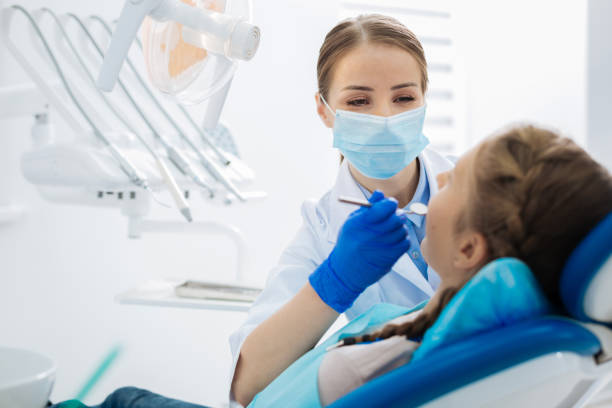 Best Wisdom Tooth Removal  in Rainbow Lakes Estates, FL